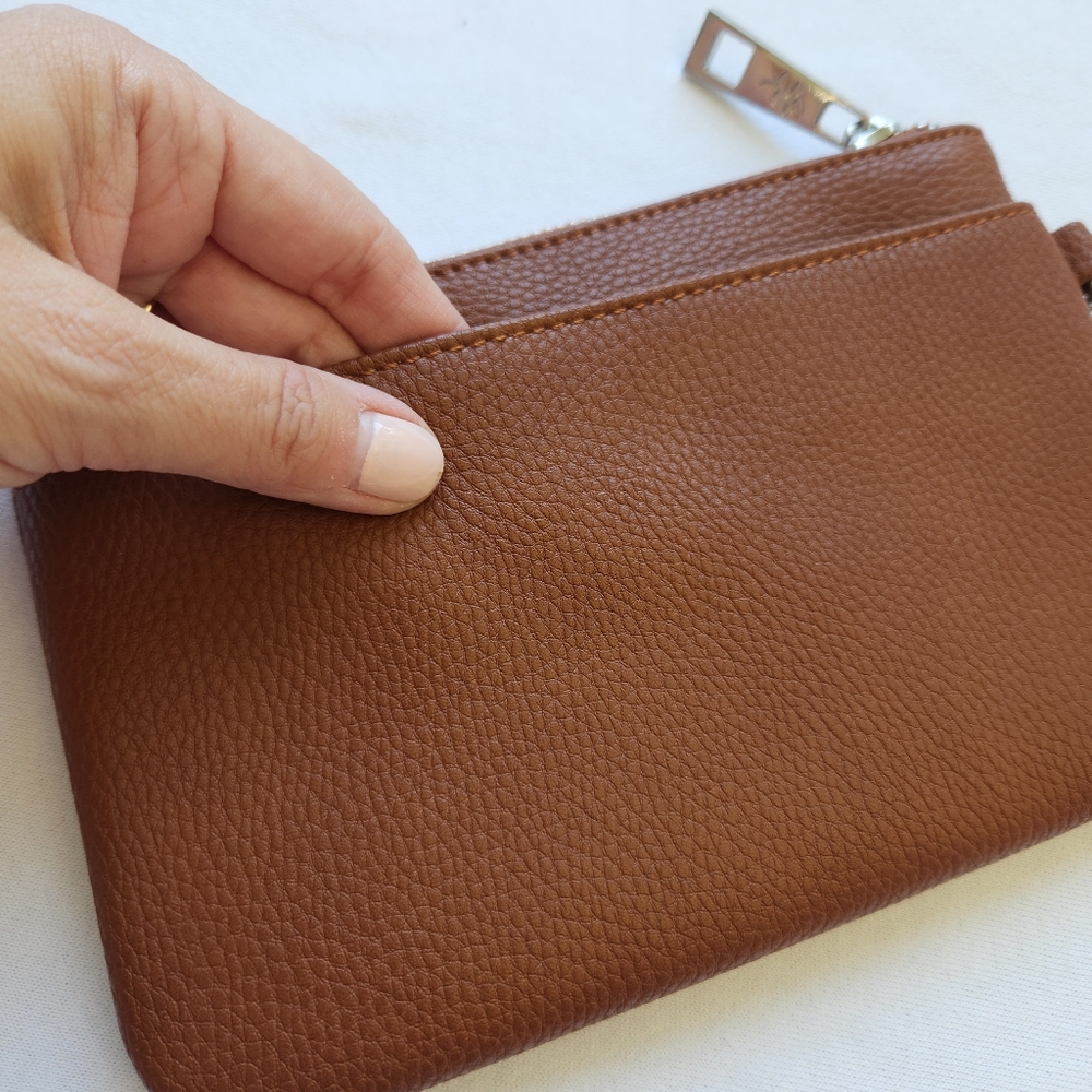 Vegan Wristlet Jenna Kator Brown Tan Saugatuck Small Bag Purse Floral Flowers - Picture 5 of 13